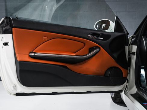 Used 2003 BMW M3 Coupe image 16