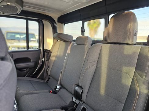 New 2026 Jeep Gladiator Sport image 24