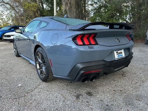 Used 2024 Ford Mustang Dark Horse image 4