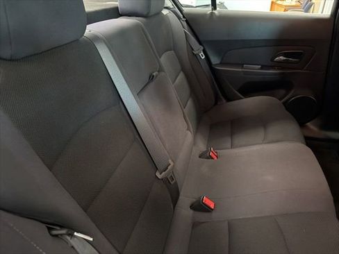 Used 2014 Chevrolet Cruze LT FWD image 24