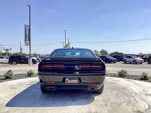 Used 2021 Dodge Challenger R/T Scat Pack image 6