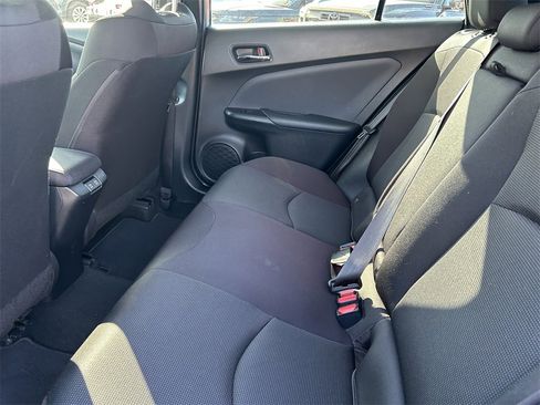 Used 2022 Toyota Prius L Eco image 15