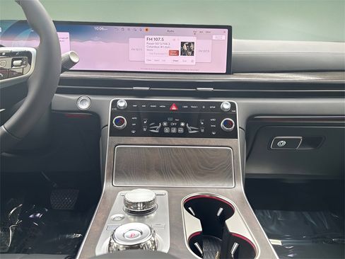 New 2025 Genesis GV80 2.5T Prestige image 21