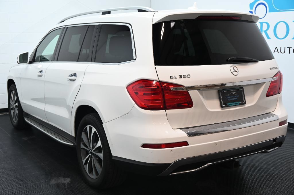 Used 2016 Mercedes-Benz GL 320 BlueTEC 4MATIC w/ Premium I Package image 5