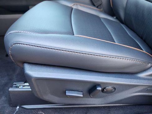 New 2026 Ford F250 Lariat w/ Black Appearance Package AWD/4WD image 18