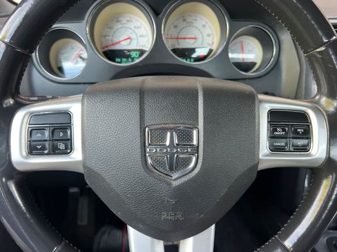 Used 2013 Dodge Challenger SXT RWD image 21