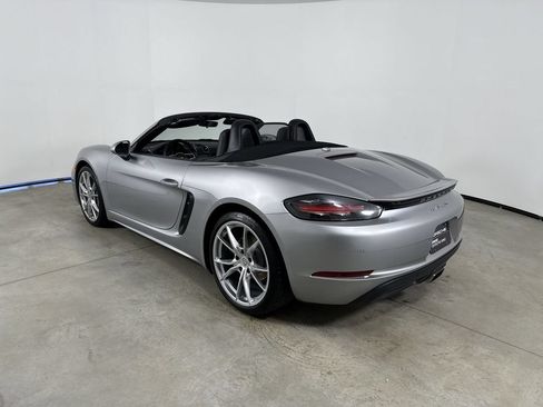 Certified 2018 Porsche 718 Boxster RWD image 3