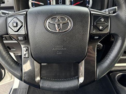 Used 2019 Toyota 4Runner TRD Off-Road Premium image 11