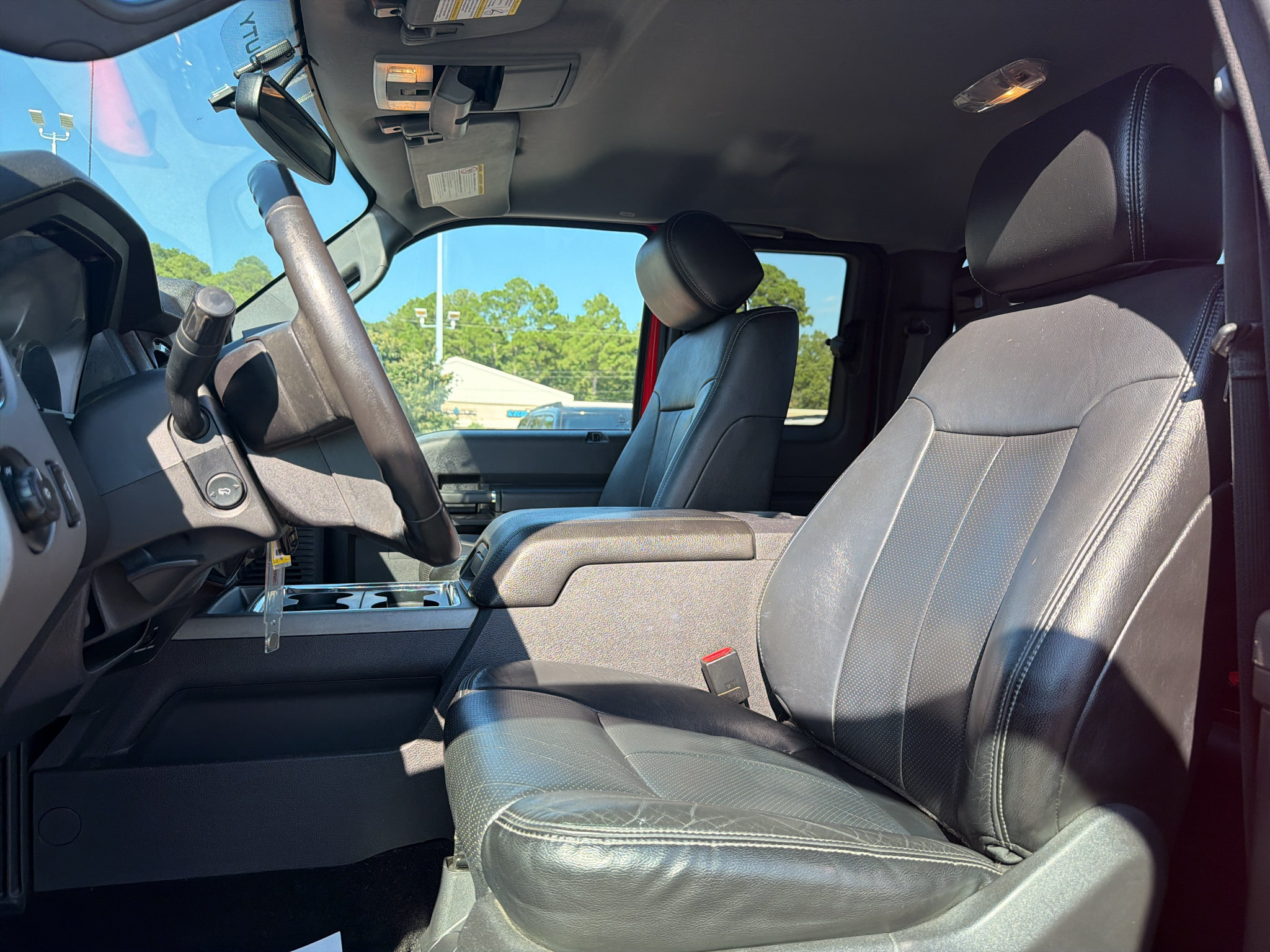Used 2016 Ford F350 Lariat AWD/4WD image 10