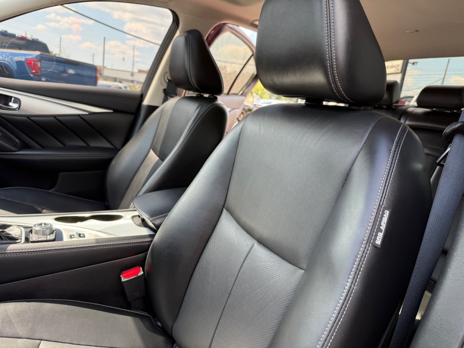 Used 2023 INFINITI Q50 Luxe AWD/4WD image 28