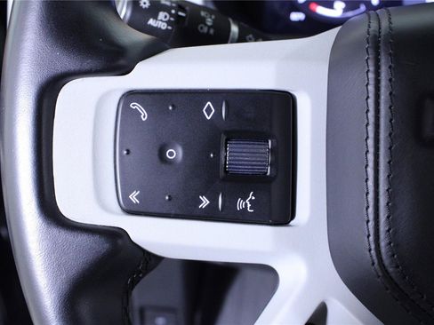 Used 2023 Land Rover Defender 110 SE AWD/4WD image 24