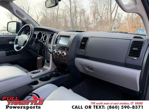 Used 2012 Toyota Tundra Limited w/ Platinum Pkg AWD/4WD image 15