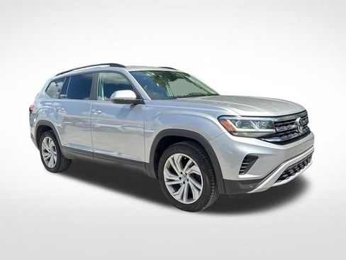 Used 2021 Volkswagen Atlas SE w/ Towing Package FWD image 9
