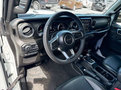 Used 2023 Jeep Wrangler Unlimited Rubicon 4xe w/ Cold Weather Group image 10