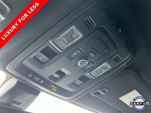 Used 2021 GMC Yukon XL Denali w/ Advanced Technology Package image 39