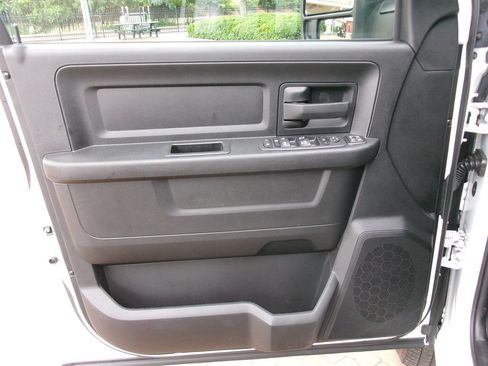 Used 2024 RAM 2500 Tradesman w/ Chrome Appearance Group AWD/4WD image 20