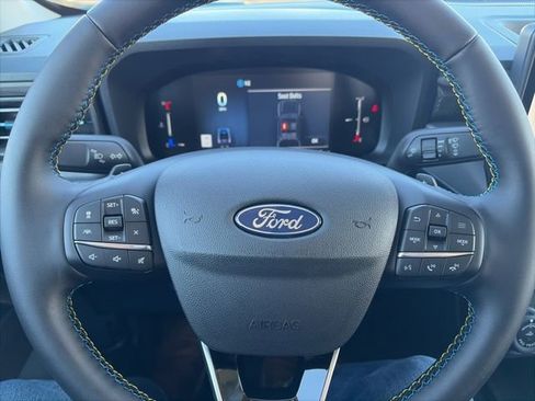 New 2026 Ford Maverick Lobo image 21