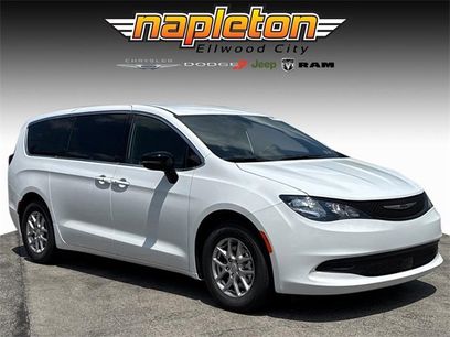 New 2025 Chrysler Voyager LX