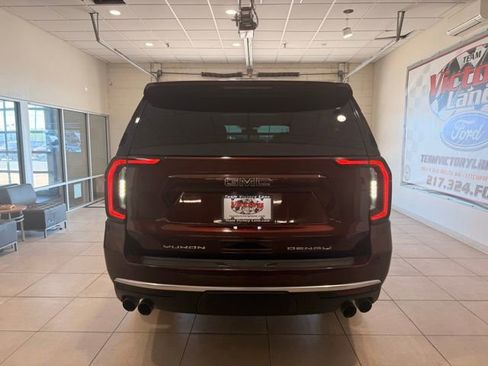 Used 2022 GMC Yukon XL Denali AWD/4WD image 5