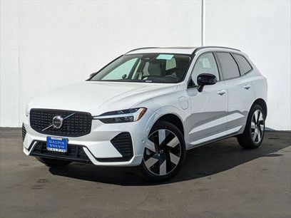 New 2025 Volvo XC60 T8 Plus w/ Protection Package Premier