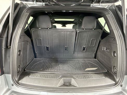 Used 2023 Chevrolet Tahoe RST w/ Luxury Package AWD/4WD image 21