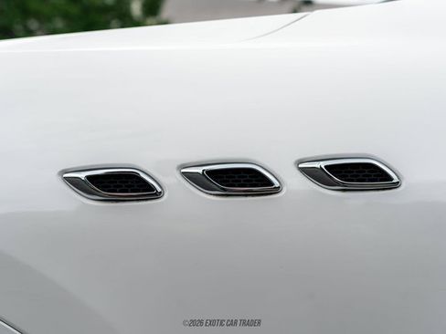 Used 2017 Maserati Levante S AWD/4WD image 89