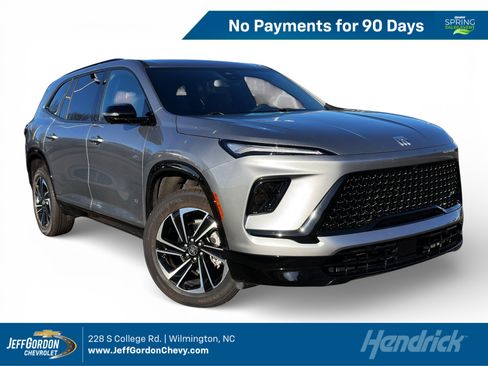 Used 2025 Buick Enclave Sport Touring image 1