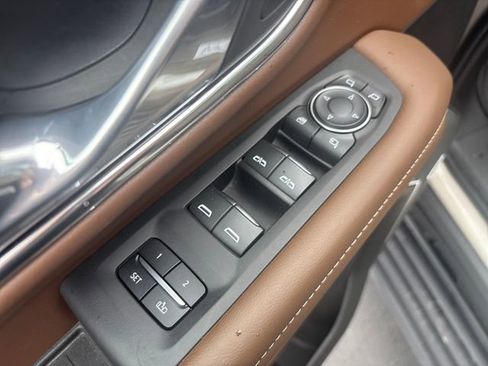 Certified 2024 Chevrolet Tahoe High Country w/ Advanced Technology Package image 13