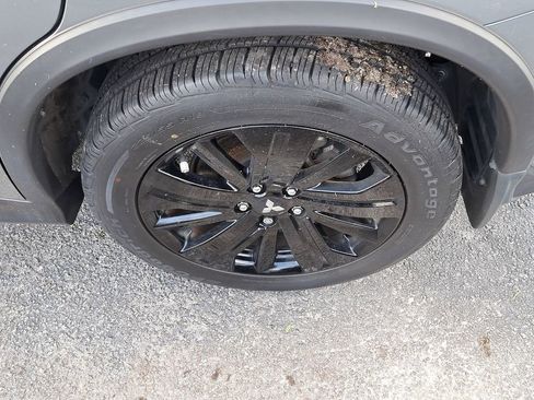 Used 2022 Mitsubishi Outlander Sport SE image 5