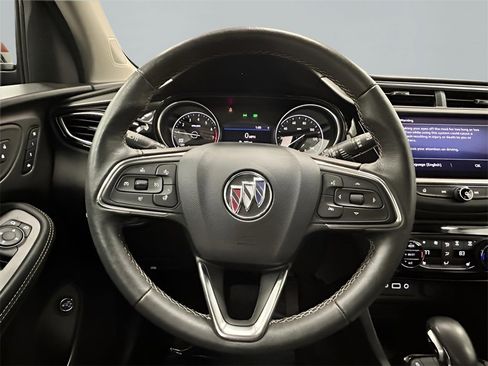 Used 2022 Buick Encore GX Essence w/ Sport Touring Package image 11