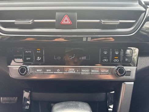 Used 2024 Kia Seltos S AWD/4WD image 18