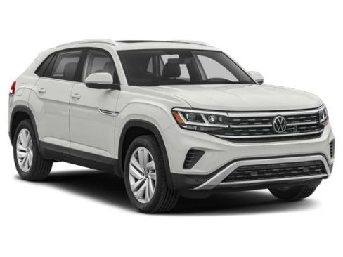 Used 2023 Volkswagen Atlas Cross Sport SE FWD image 6