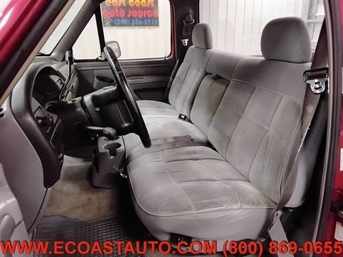 Used 1995 Ford F150 4x4 Regular Cab image 10