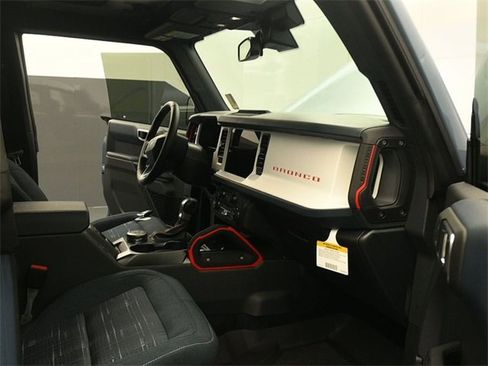 New 2025 Ford Bronco Heritage Edition image 14