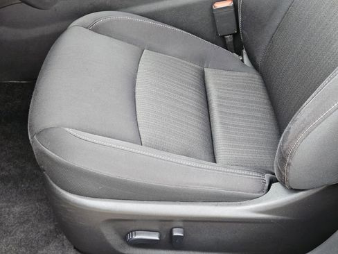 Used 2024 Nissan Altima 2.5 SV FWD image 25