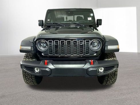 Used 2025 Jeep Gladiator Rubicon w/ Convenience Group image 25