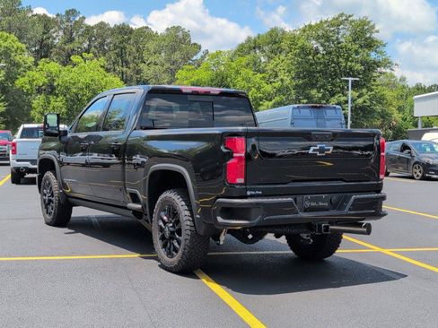 New 2026 Chevrolet Silverado 2500 High Country w/ High Country Premium Package AWD/4WD image 3