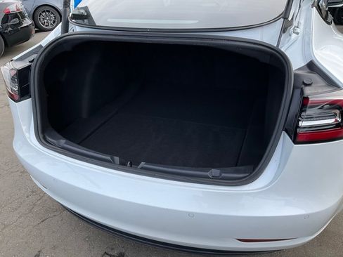 Used 2021 Tesla Model 3 Standard Range Plus RWD image 8