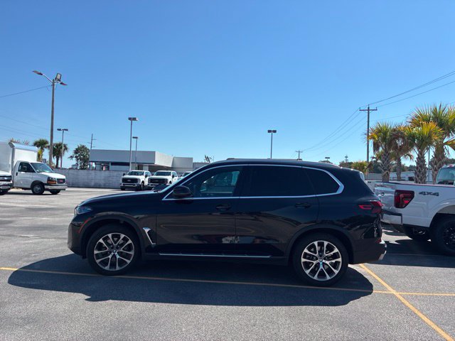 Used 2026 BMW X5 xDrive40i AWD/4WD image 4
