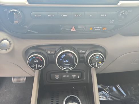 New 2026 Hyundai Venue SEL FWD image 22