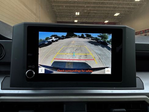 Used 2024 Toyota Tacoma SR5 RWD image 31
