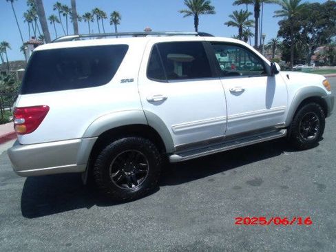 Used 2003 Toyota Sequoia SR5 image 7