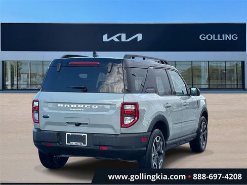 Used 2023 Ford Bronco Sport Outer Banks w/ Tech Package image 2