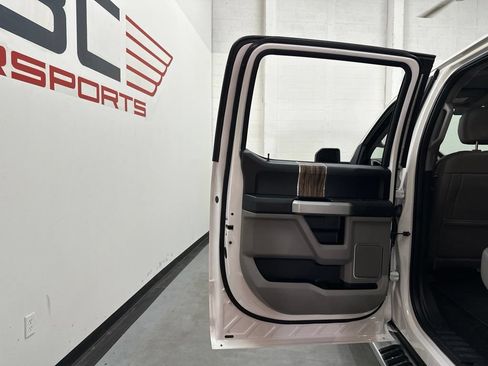 Used 2018 Ford F150 Lariat AWD/4WD image 51
