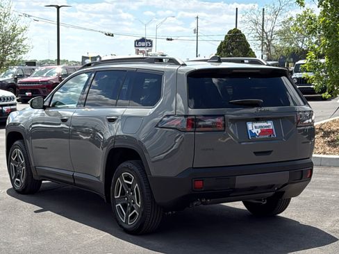 New 2026 Jeep Cherokee Laredo AWD/4WD image 7