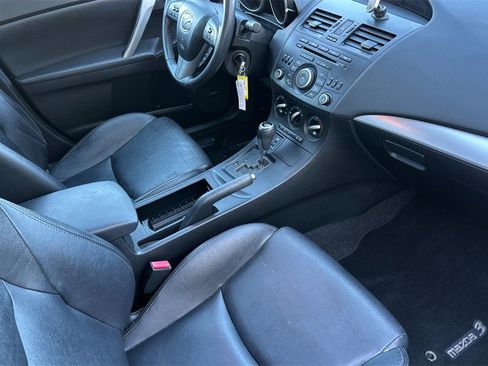 Used 2012 MAZDA MAZDA3 i Grand Touring image 12