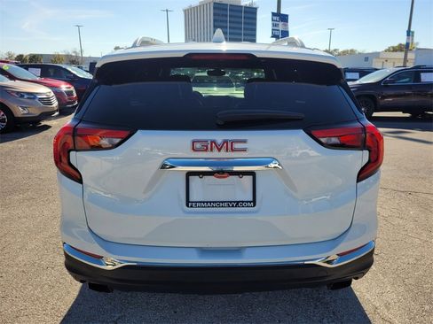 Used 2019 GMC Terrain SLT w/ Preferred Package image 12