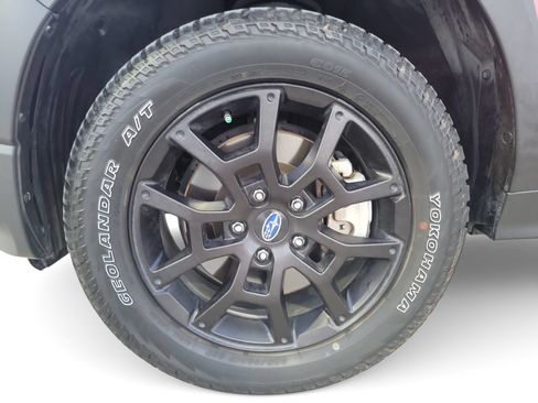 Used 2024 Subaru Crosstrek 2.5i Wilderness AWD/4WD image 19
