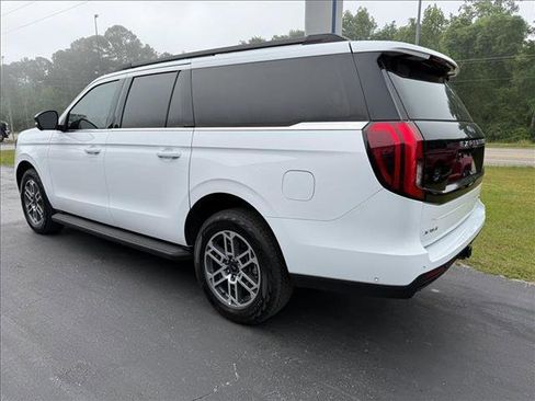 Used 2025 Ford Expedition Max Active AWD/4WD image 25