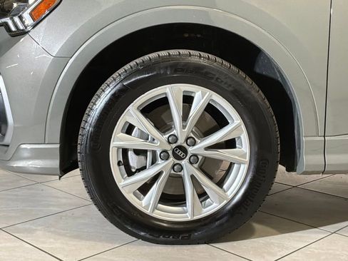 Used 2025 Audi Q3 2.0T Premium w/ Convenience Package image 15